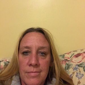 Meet your Posher, Bethbeth